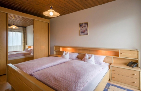 Ferienwohnung Kaiserblick - Schlafzimmer