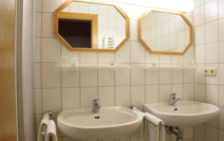Ferienwohnung 5 - Bad